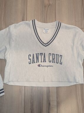 Champion Cropped Light Gray V-Neck Sweatshirt with Navy Trim